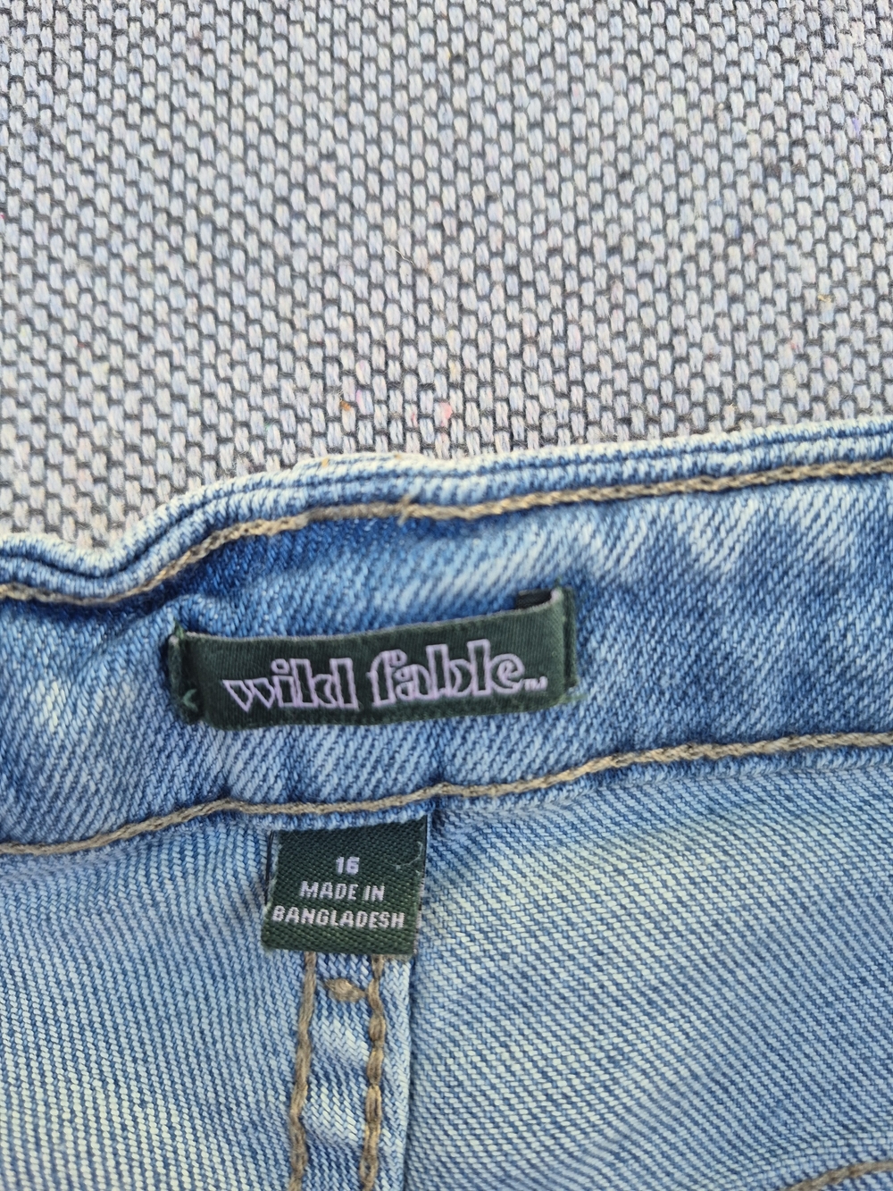 Wild Fable Super High Rise Straight Jeans Light Wash Size 16 - Picture 11 of 11